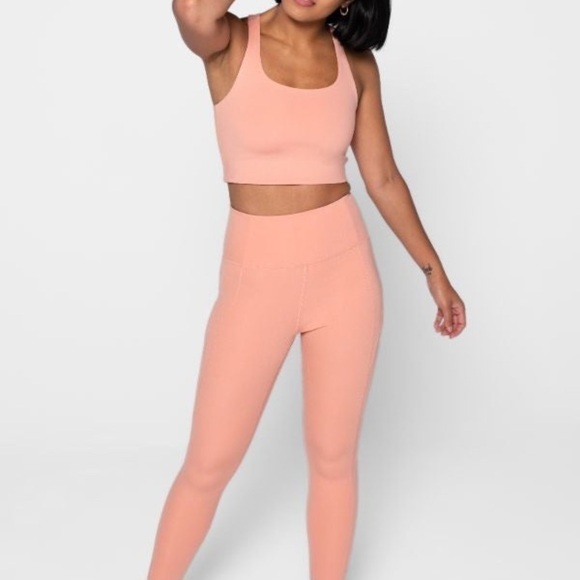 Girlfriend Collective 7/8 Compression Leggings - Picture 2 of 8